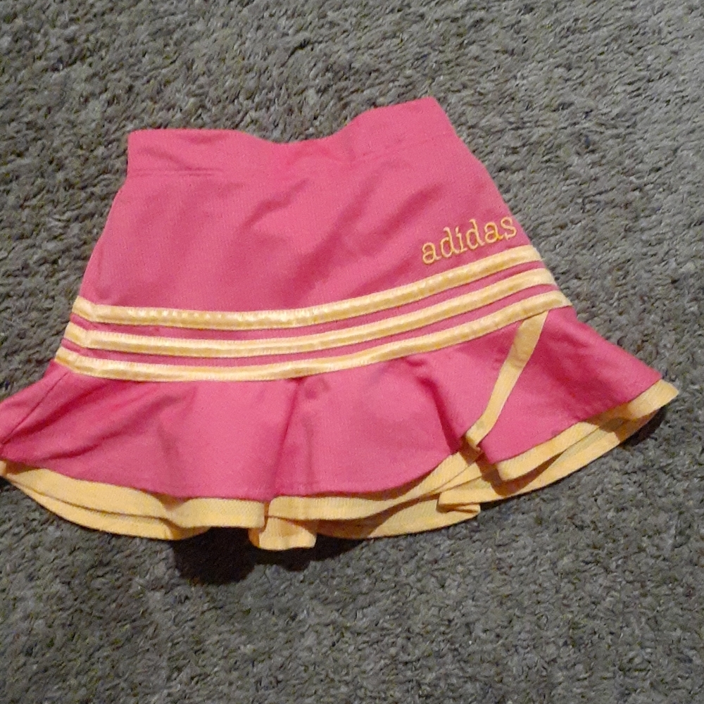 Little girls Adidas Skirt, size 4